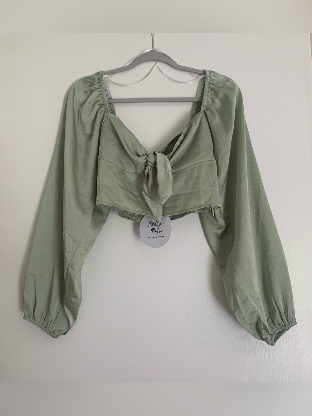 Princess Polly Sage Green Tie Front Crop Top NWT 6 Smocked Long Sleeve Peasant